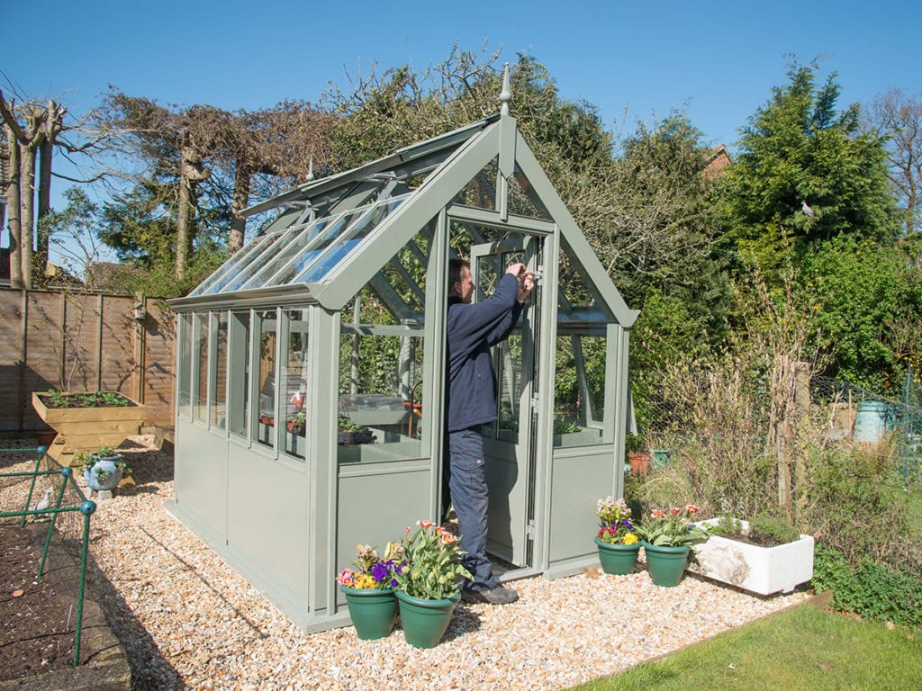 Small aluminium greenhouse